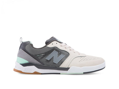 Zapatilla New Balance 868 Grey