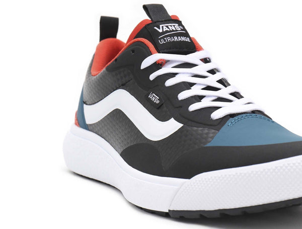 Zapatilla Vans Ultrarange Exo Hombre Negro