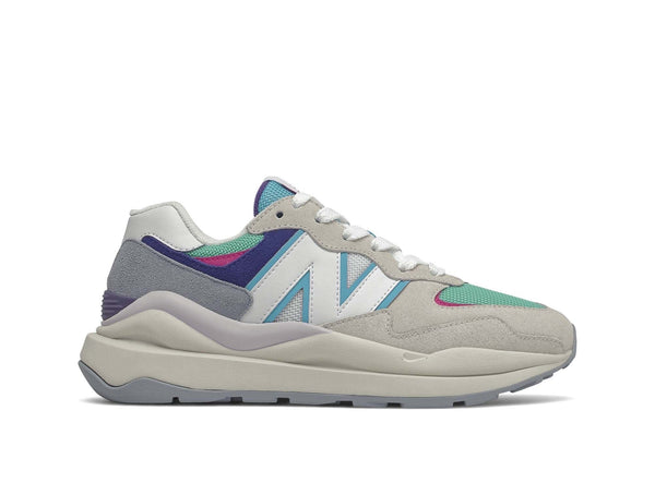 Zapatilla New Balance 5740 Mujer Gris